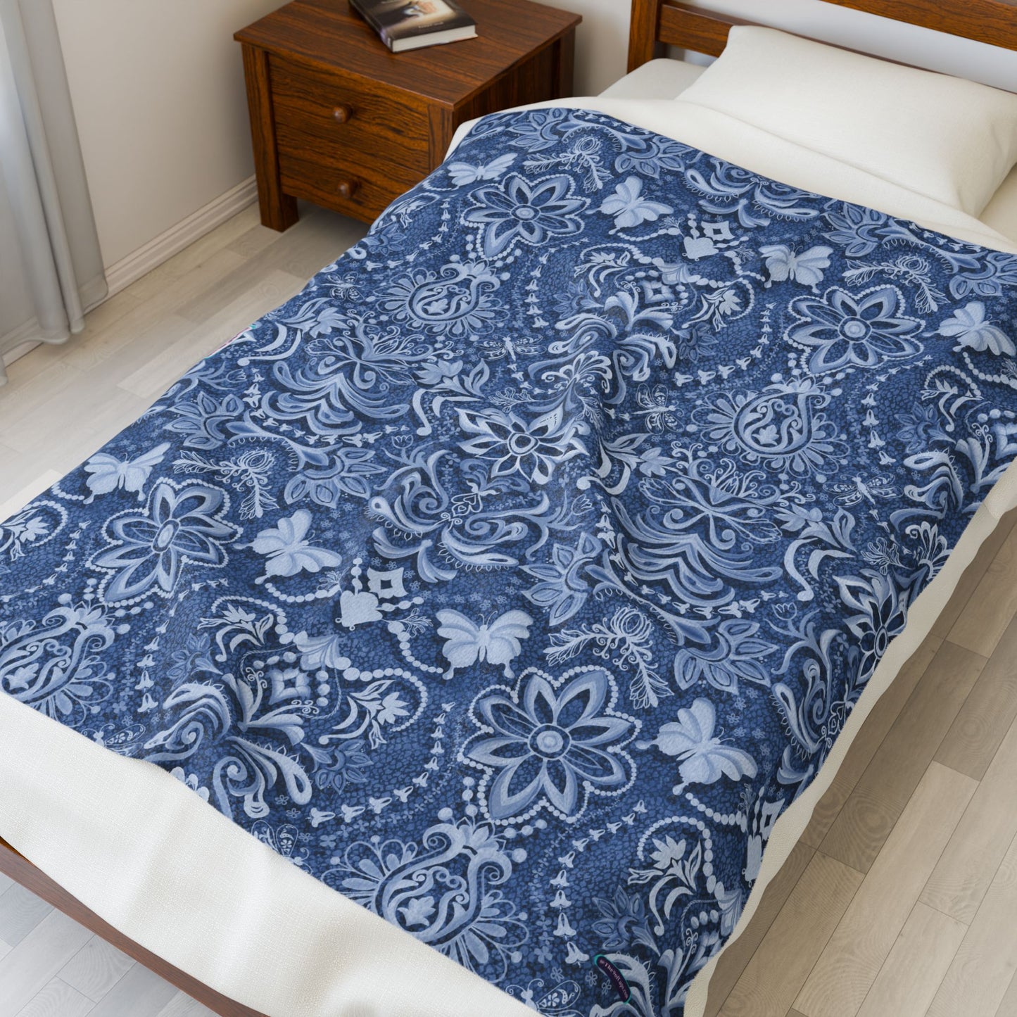 💙✨ Modern Boho Brocade – Victorian Blues Velveteen Plush Blanket & Cozy Throw